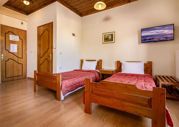 Zampakas Panorama Stournareika