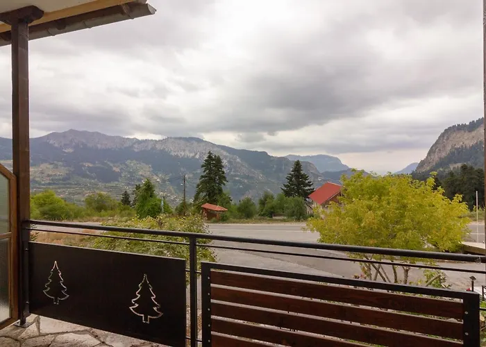 Zampakas Panorama Stournareika