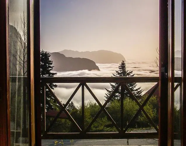 Zampakas Panorama Hotel Stournareika