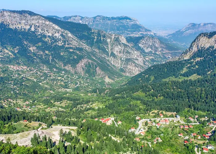 Zampakas Panorama Stournareika